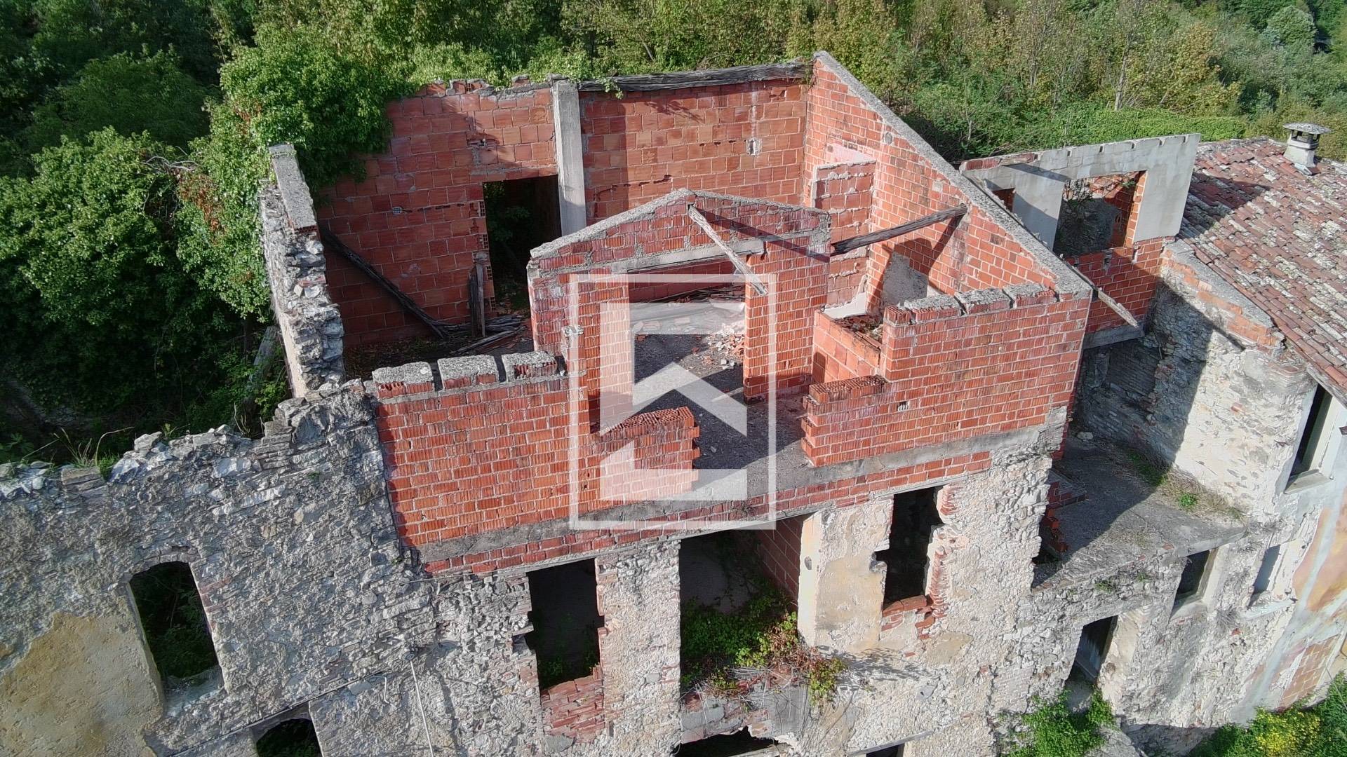 Rustico in vendita a Villanuova sul Clisi