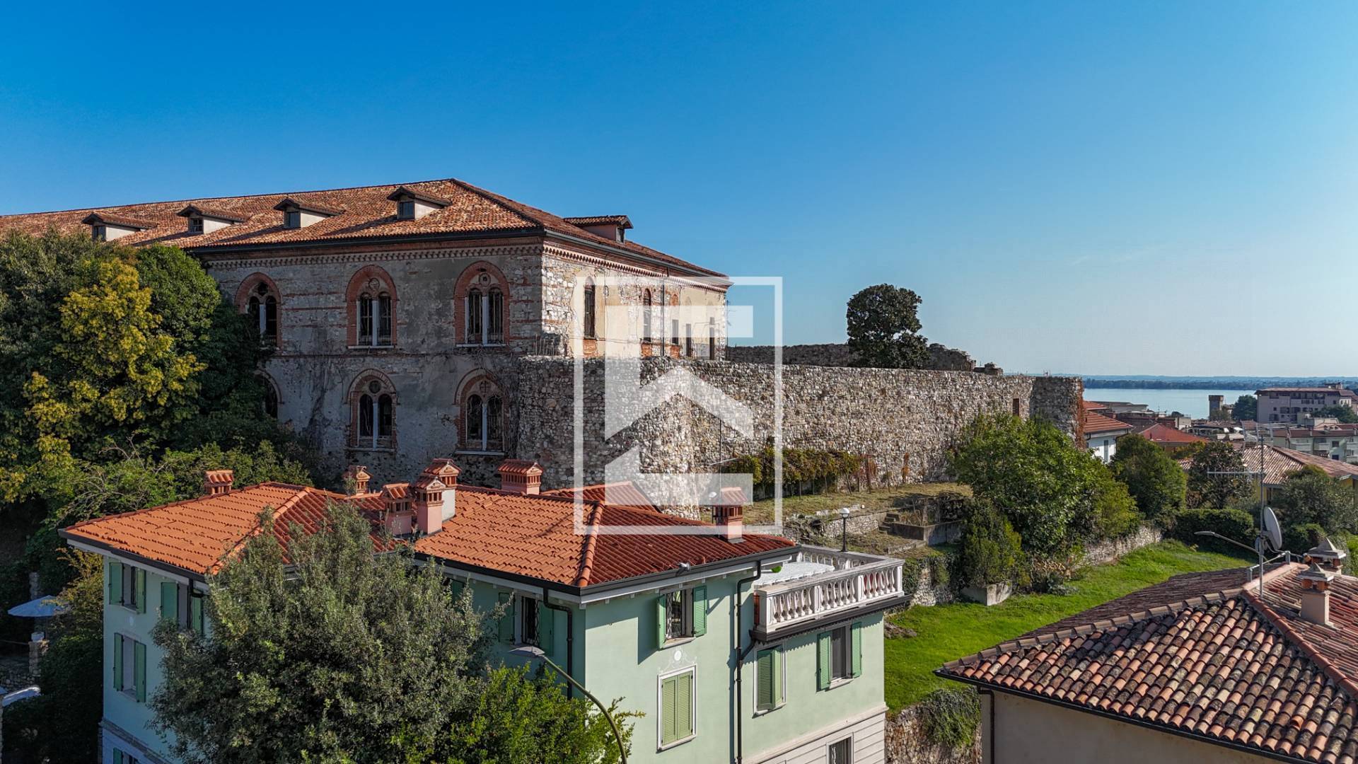 Attico/Mansarda in vendita a Desenzano del Garda, Desenzano del Garda