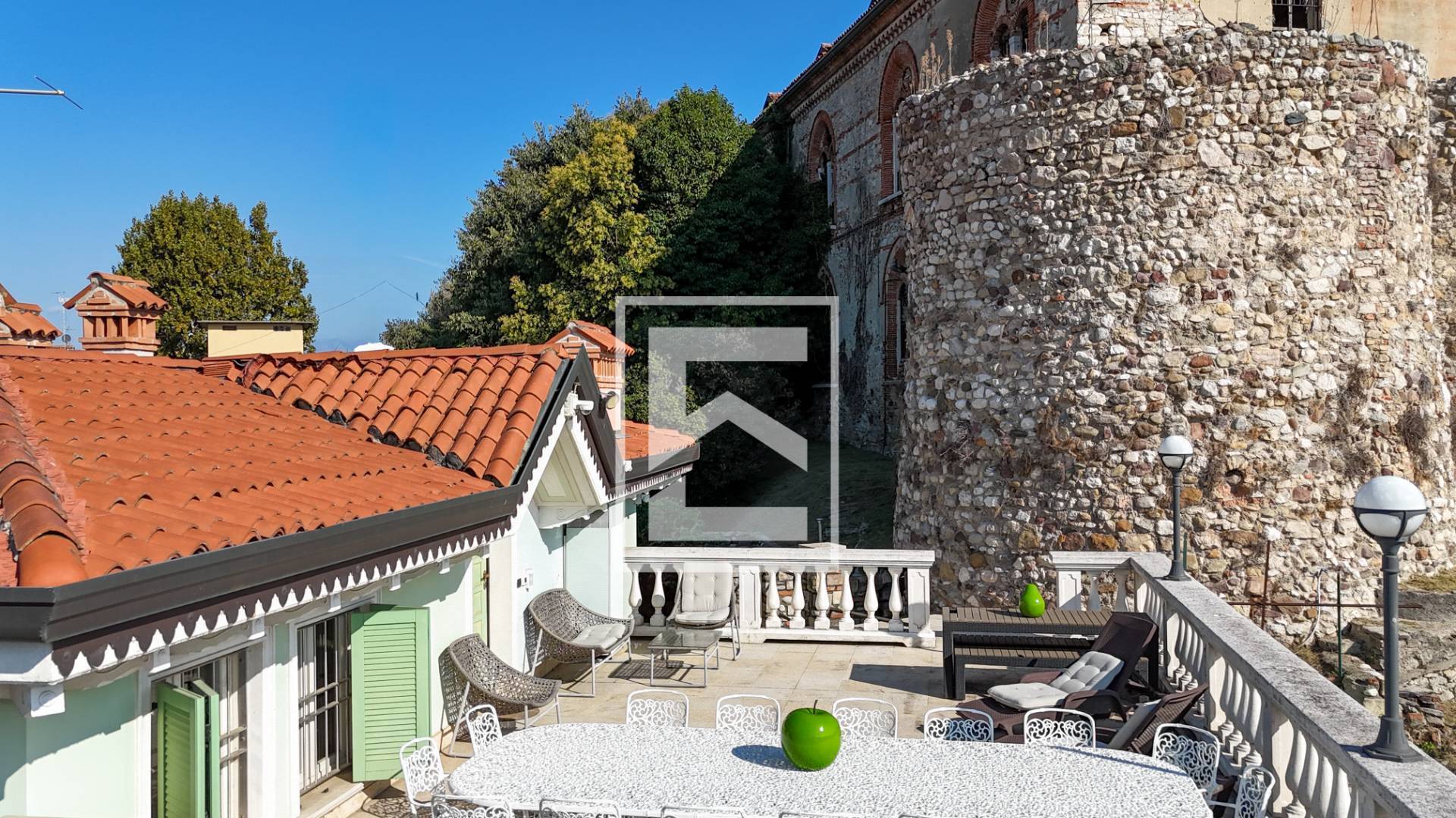 Attico/Mansarda in vendita a Desenzano del Garda, Desenzano del Garda