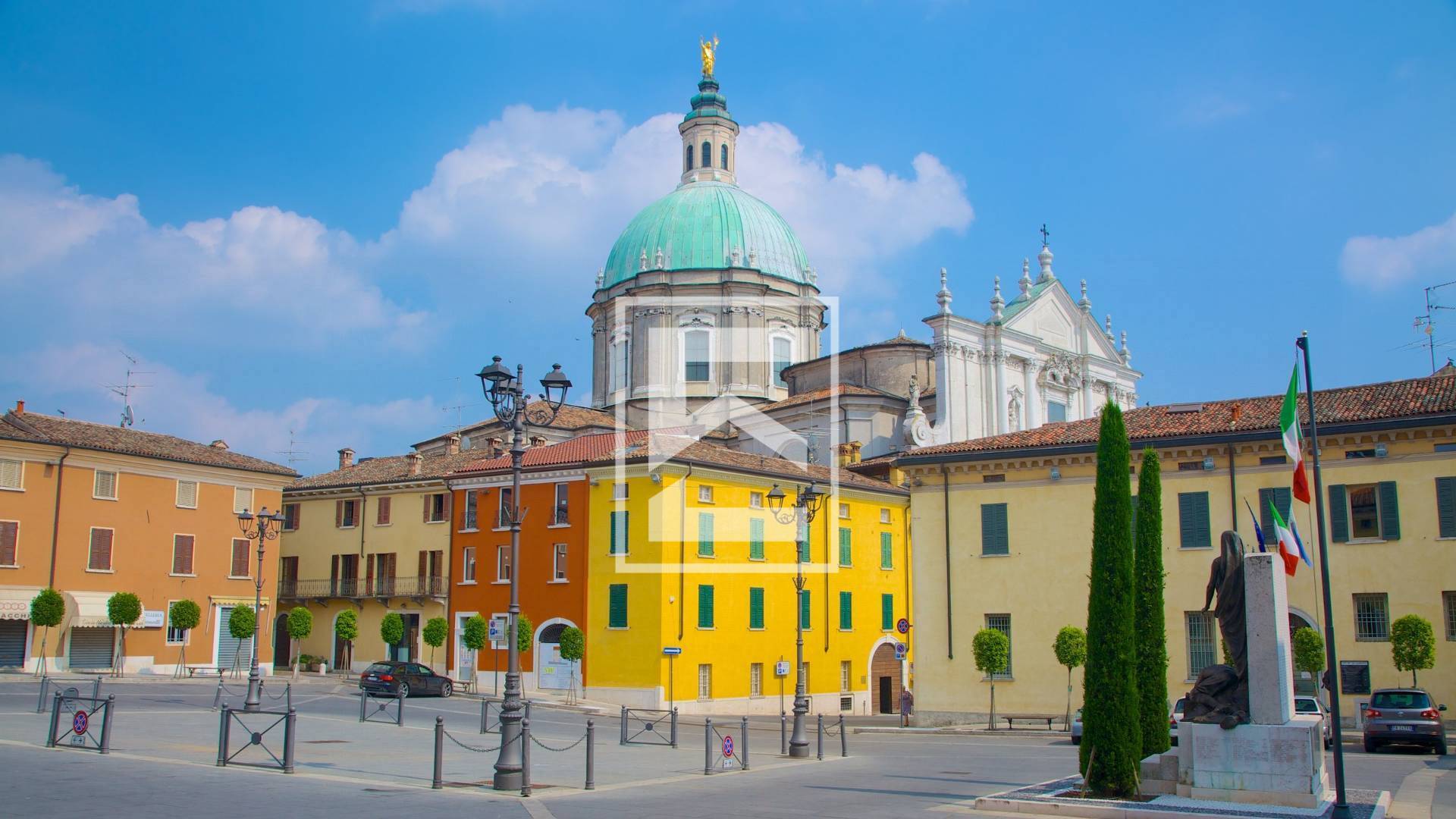Locale Commerciale in affitto a Lonato del Garda