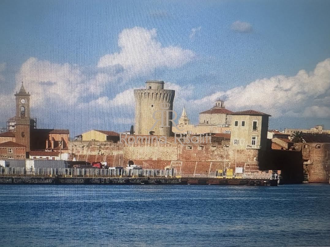 Appartamento in vendita a Livorno