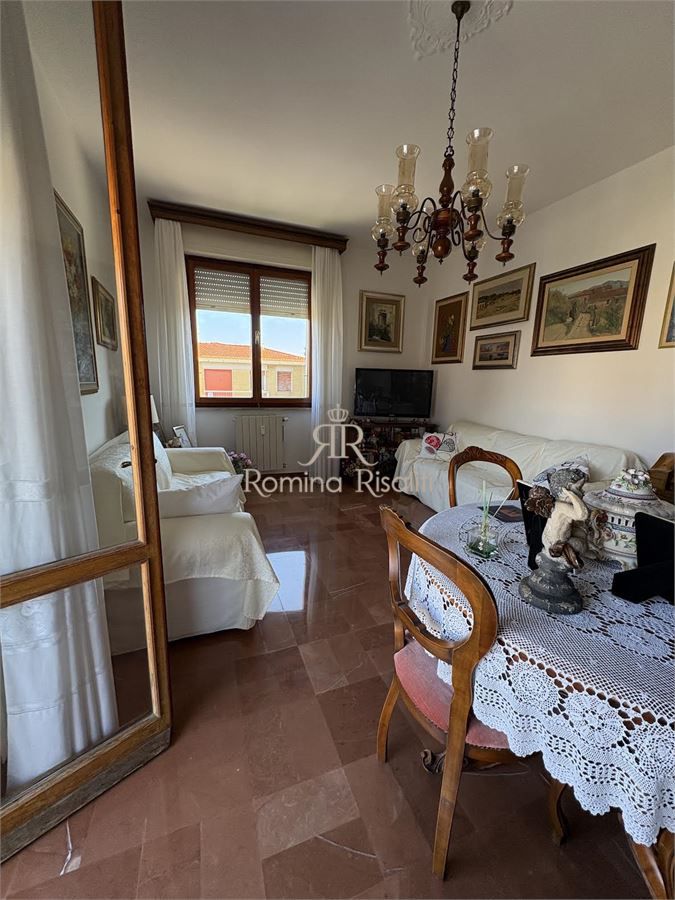 Trilocale in affitto a Livorno