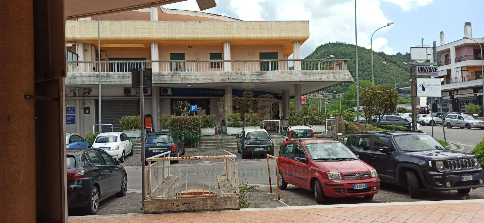 Commerciale in vendita a Mercato San Severino