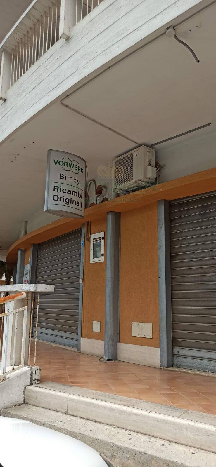 Commerciale in vendita a Mercato San Severino