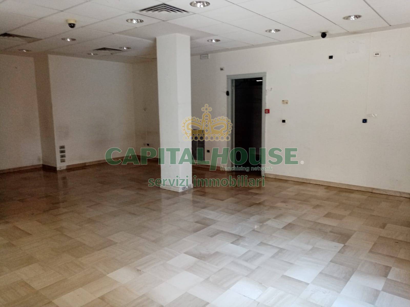 Commerciale in affitto a Siano