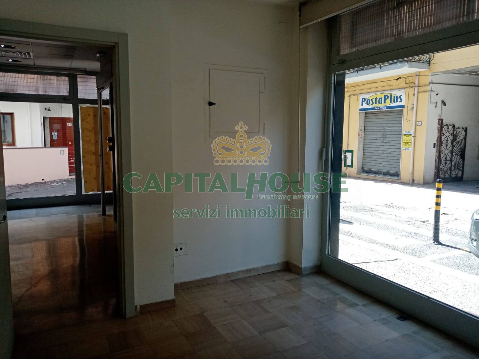 Commerciale in affitto a Siano