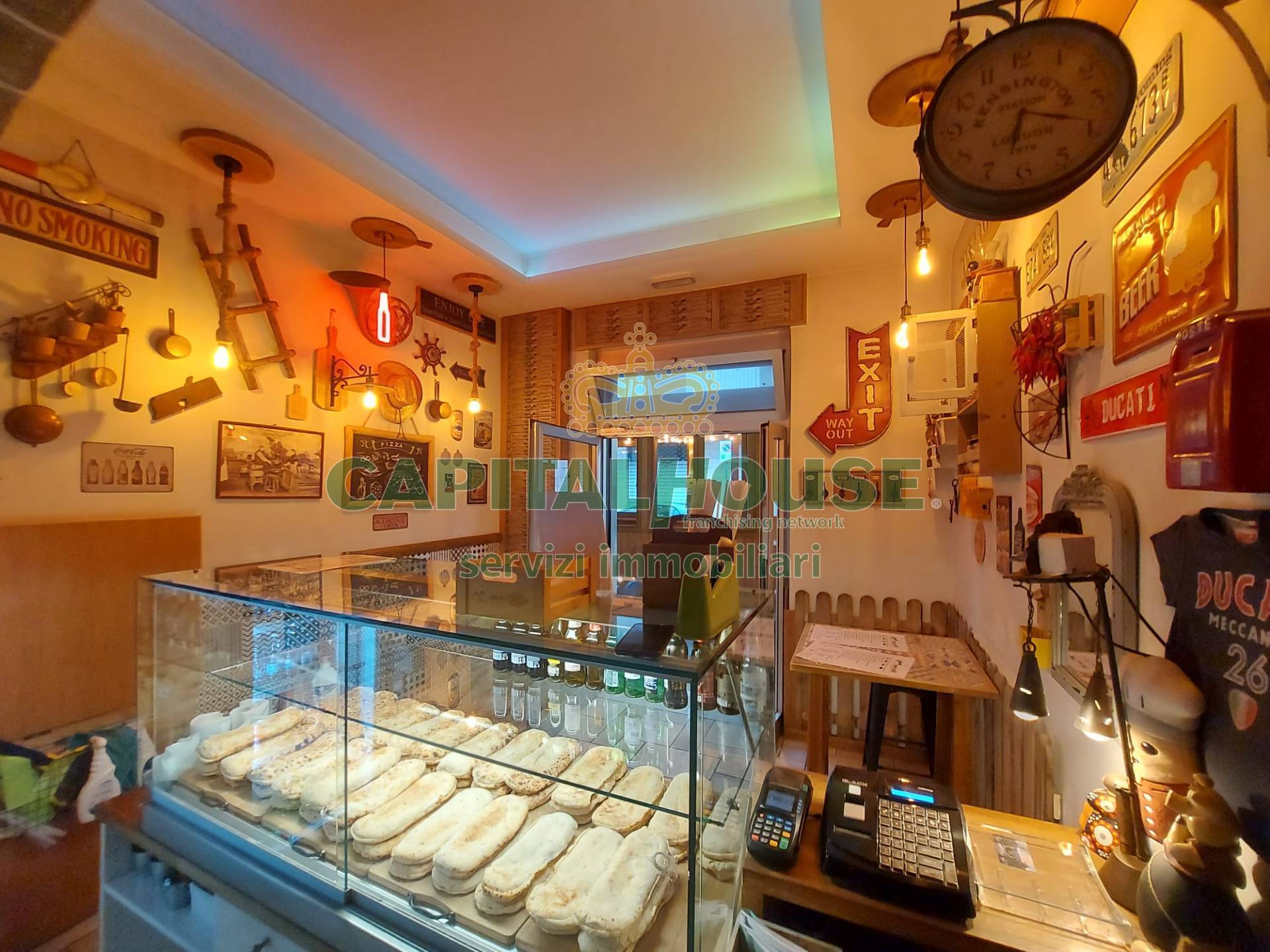 Attivit commerciale in vendita a Mercato San Severino