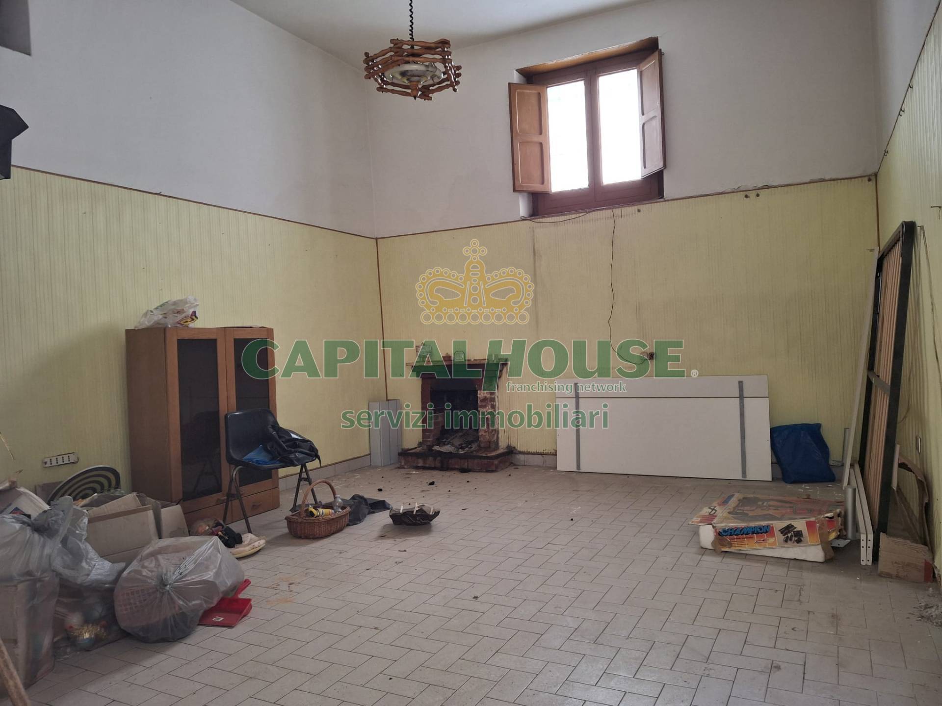 S.Indipendente in vendita a Mercato San Severino