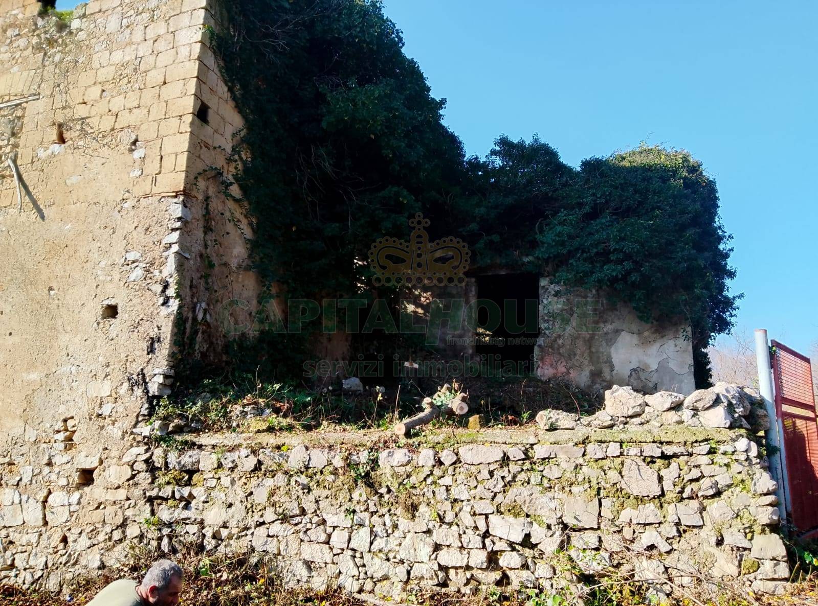 Terreno agricolo - Rudere in vendita a Mercato San Severino