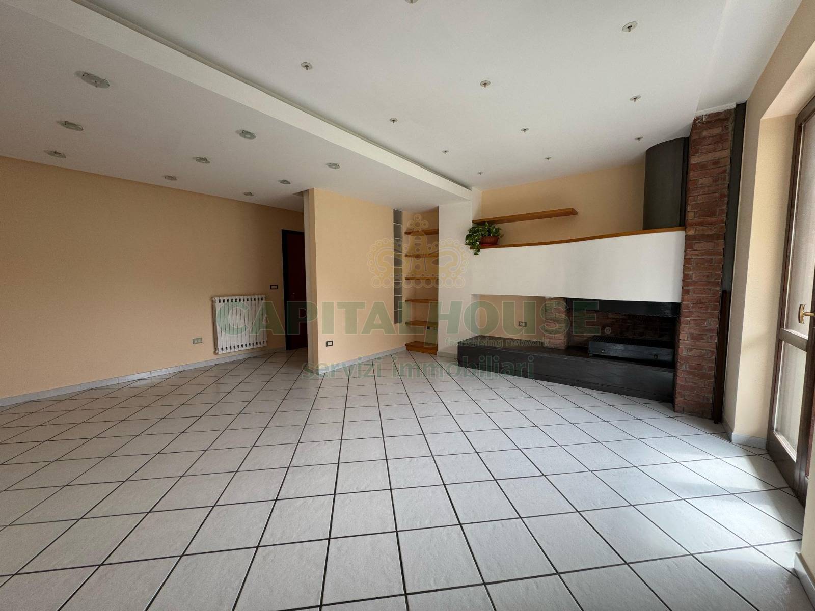 Appartamento in vendita a Roccapiemonte