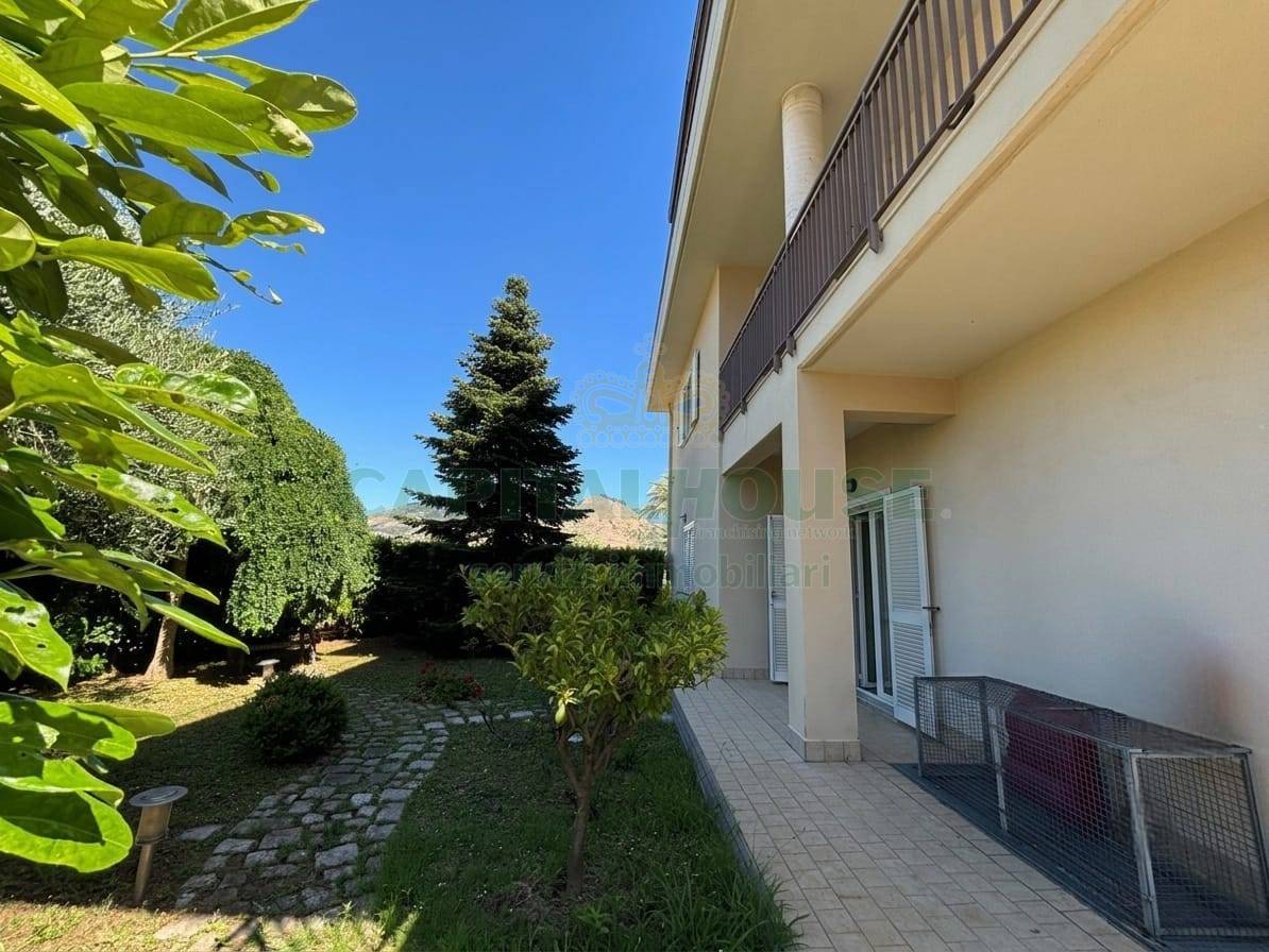 Villa in vendita a Mercato San Severino