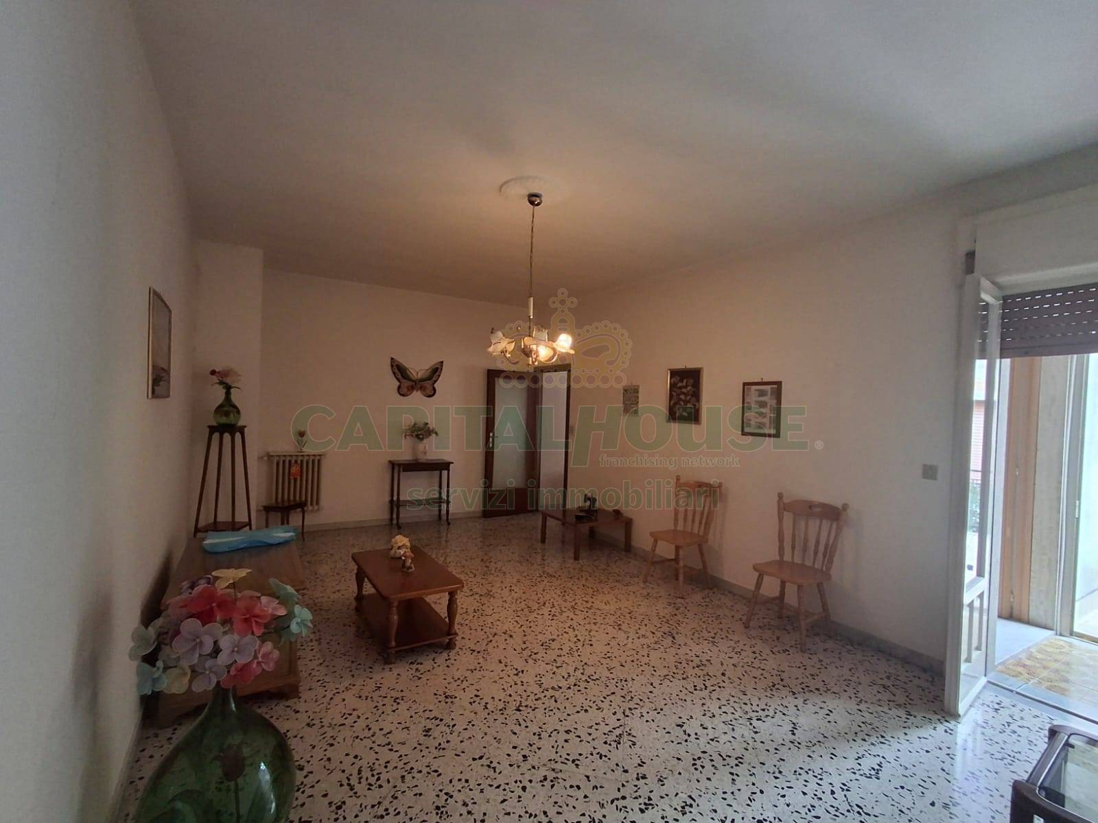 S.Indipendente in vendita a Mercato San Severino