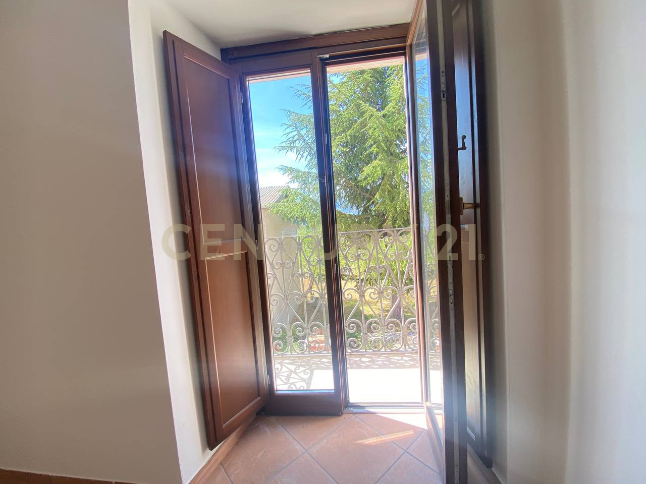 Casa indipendente ristrutturata in via codacchio 47, Poggio Picenze