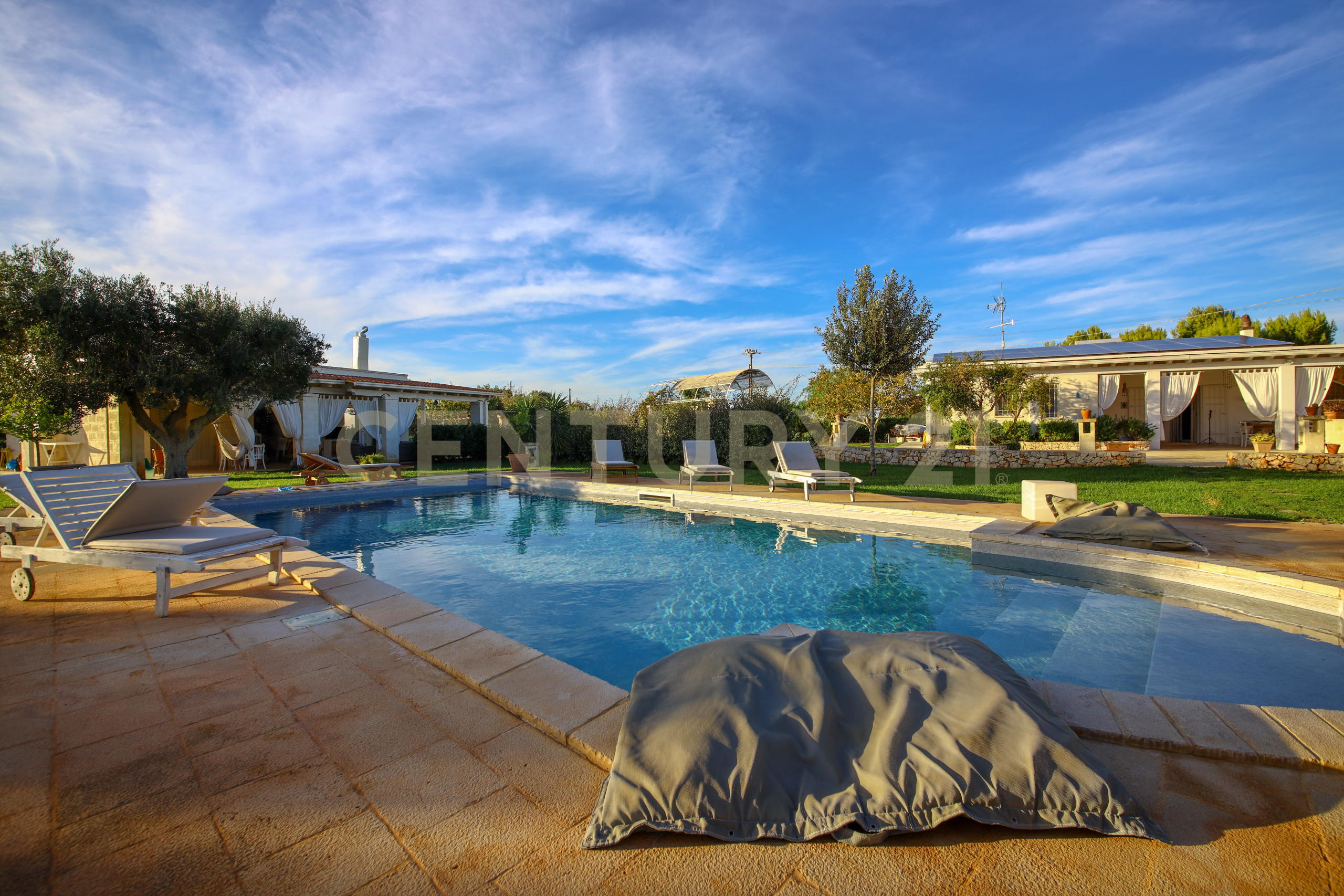 Villa con giardino a Carovigno