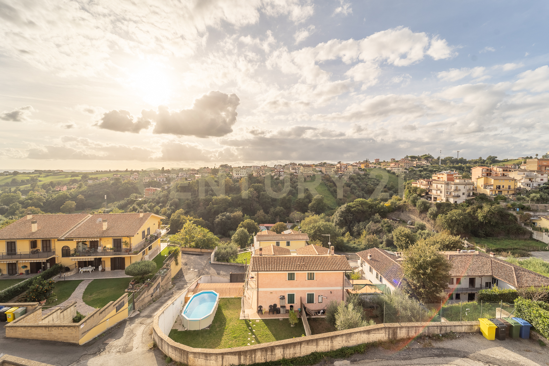 Attico con terrazzo in viale parigi 8, Riano