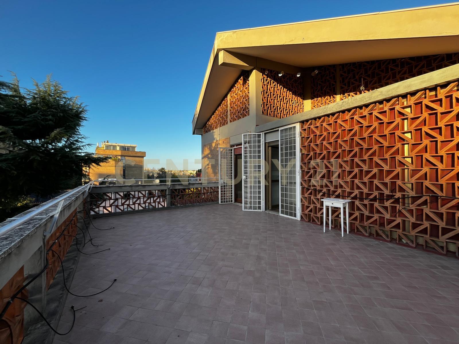 Attico con giardino in via roberto alessandri 80, Roma