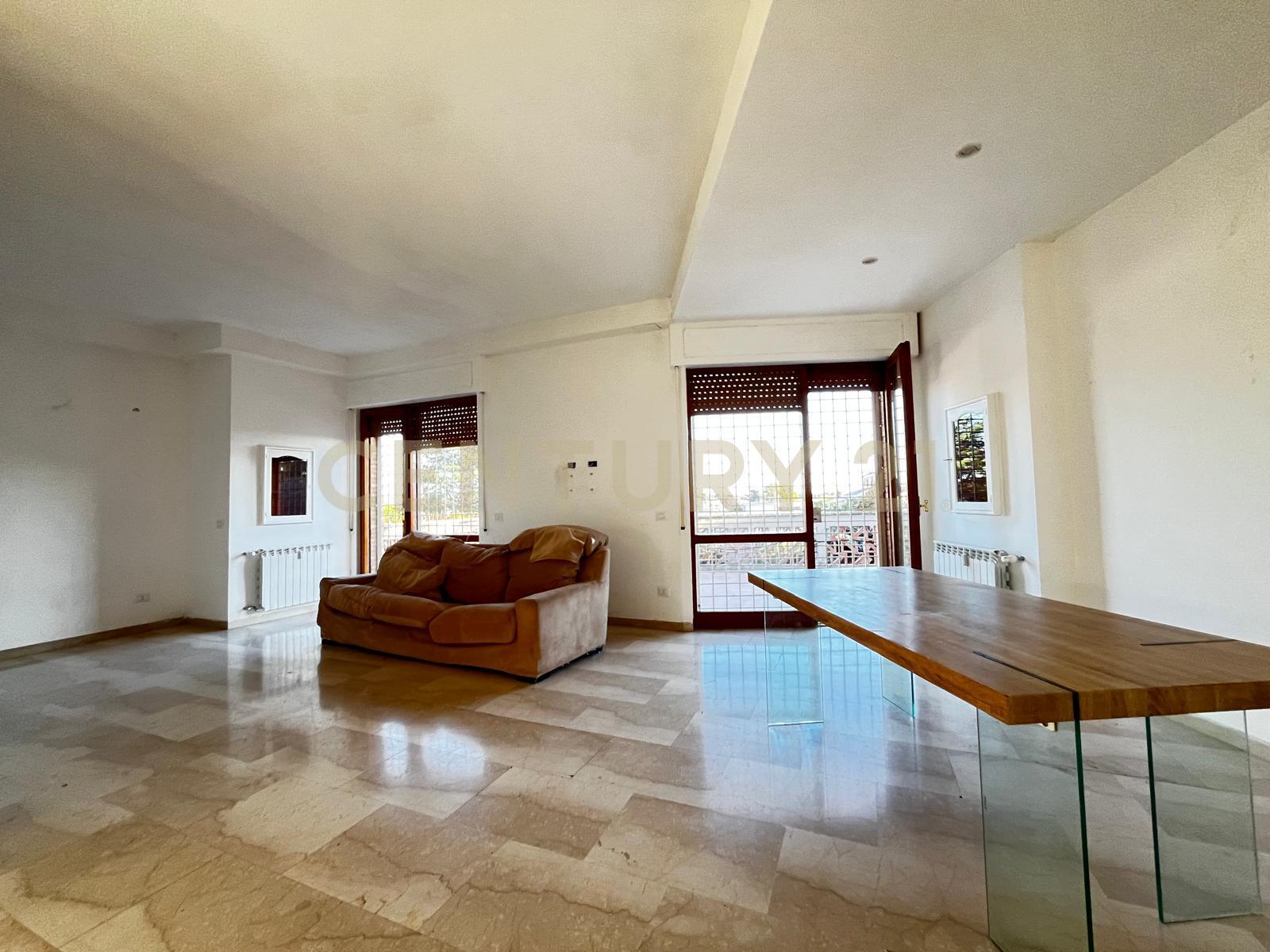 Attico con giardino in via roberto alessandri 80, Roma