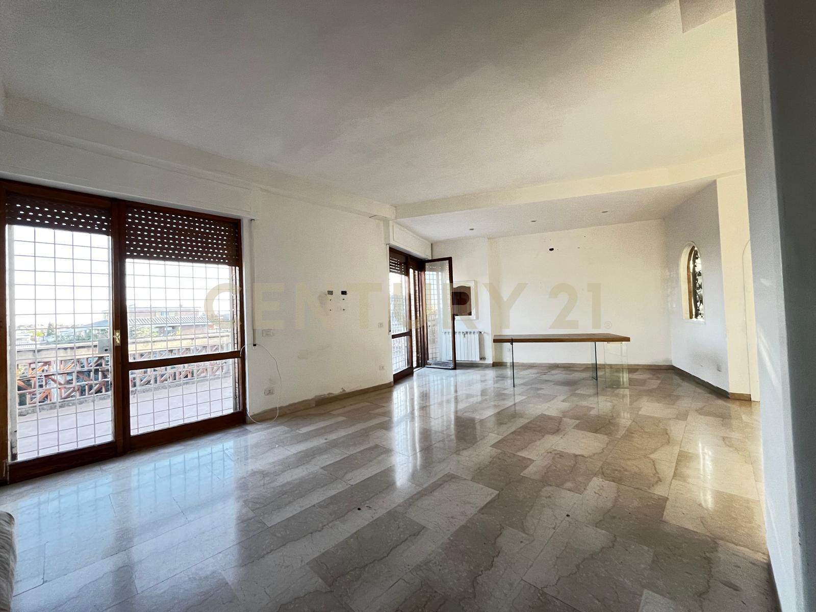 Attico con giardino in via roberto alessandri 80, Roma