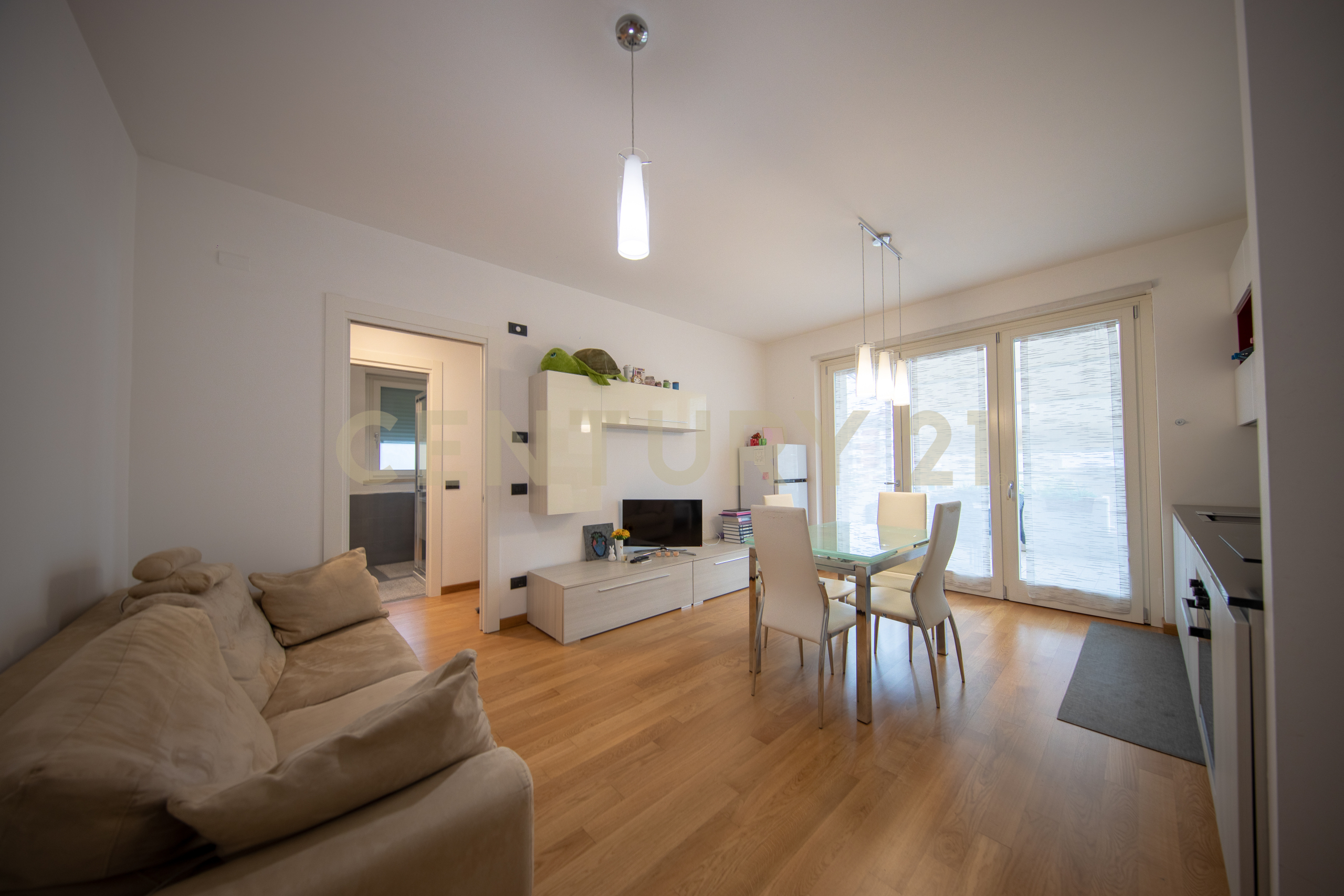 Bilocale con giardino in via isotta gaeta 15, Roma