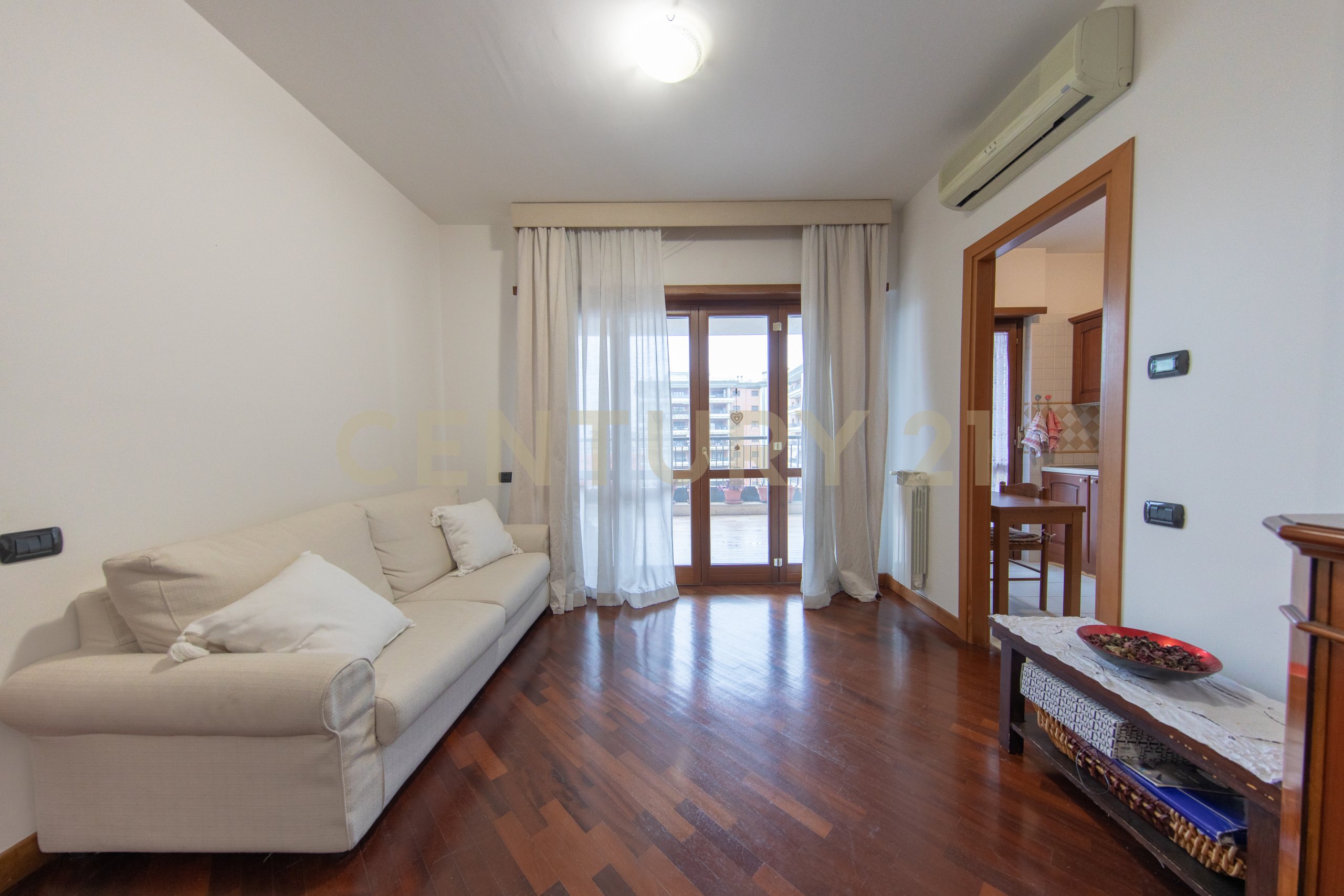 Bilocale con terrazzo in via sandro botticelli, Fiumicino