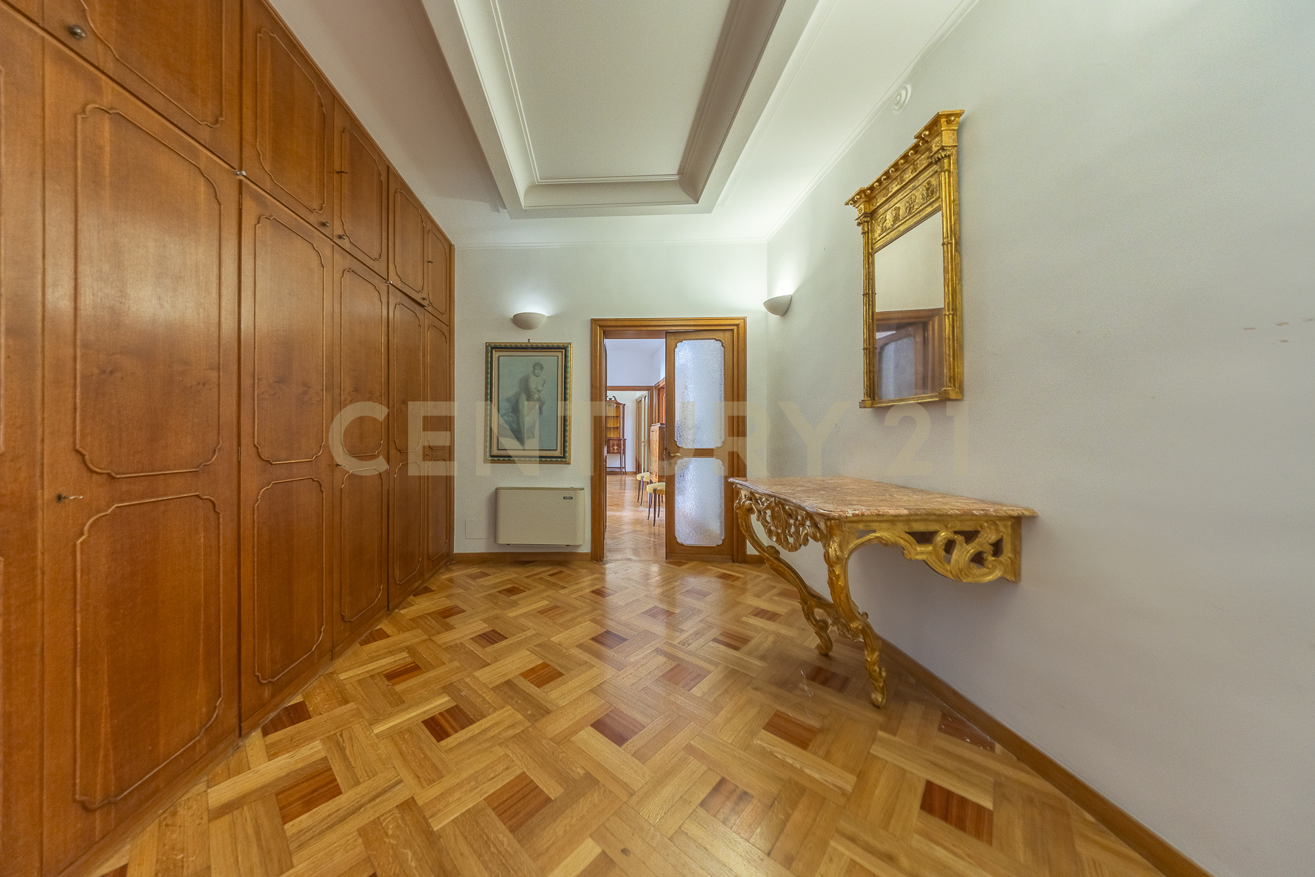 Appartamento in vendita in via della croce 71, Roma