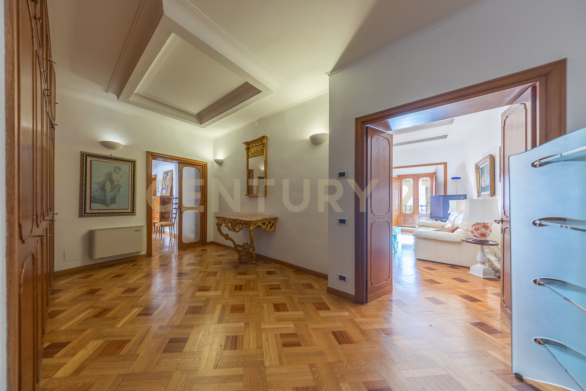 Appartamento in vendita in via della croce 71, Roma