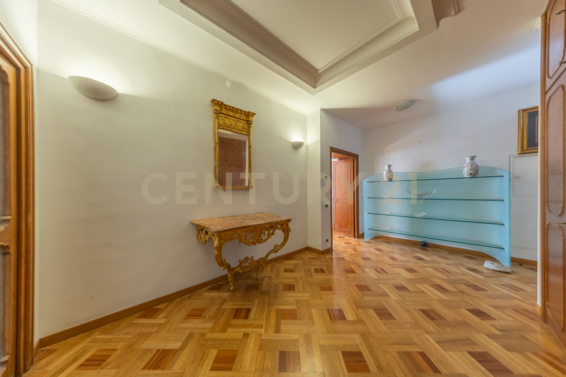 Appartamento in vendita in via della croce 71, Roma