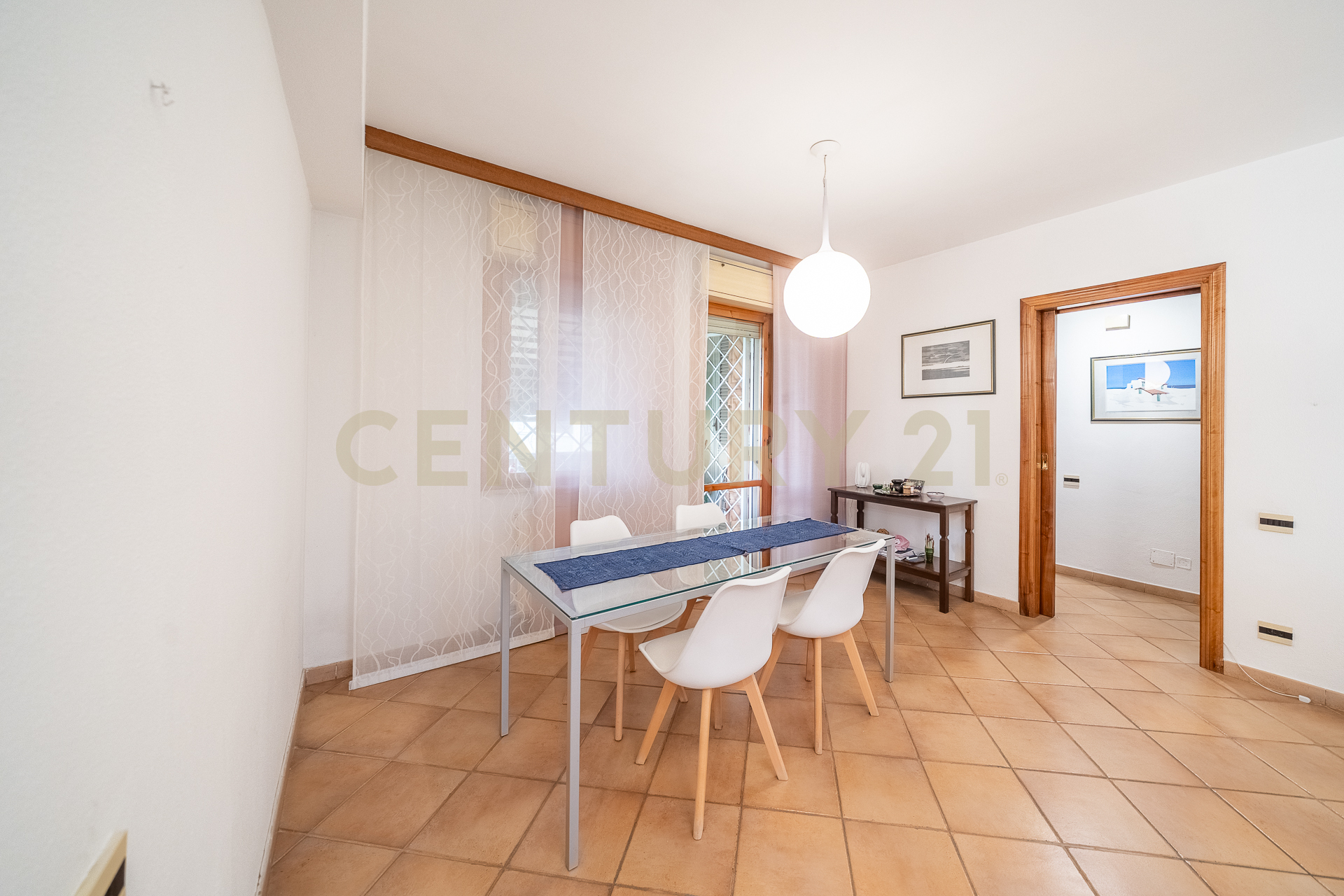 Quadrilocale con giardino in via vittorio valletta 8, Roma