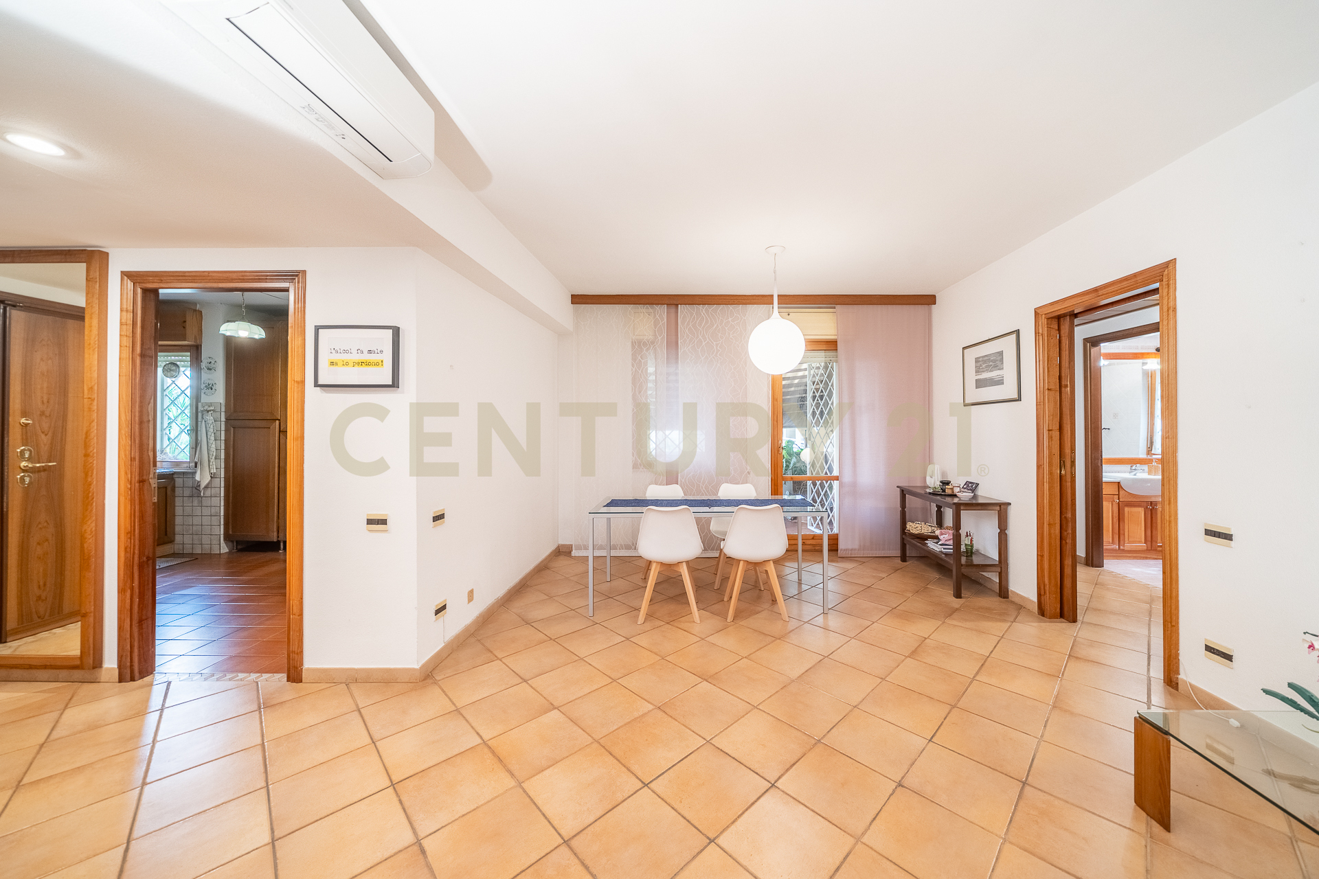 Quadrilocale con giardino in via vittorio valletta 8, Roma