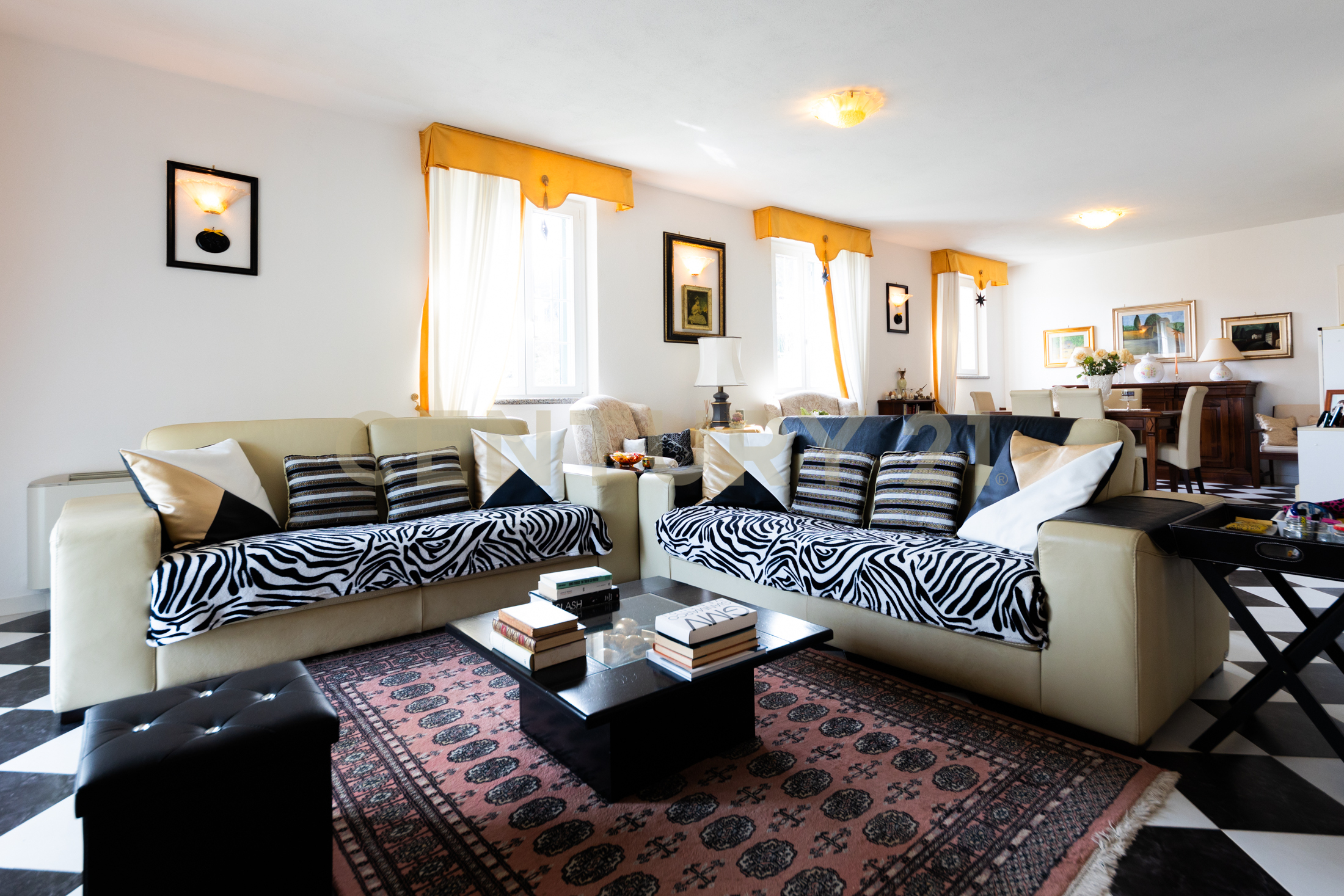 Villa con giardino in via giacomo puccini 38, Tempio Pausania