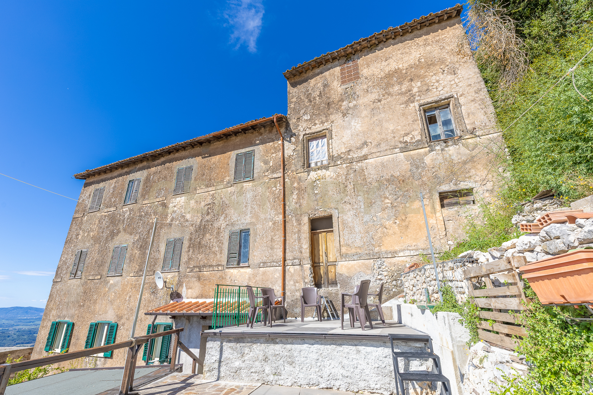 Villa con giardino in via vittorio emanuele 22, Serrone