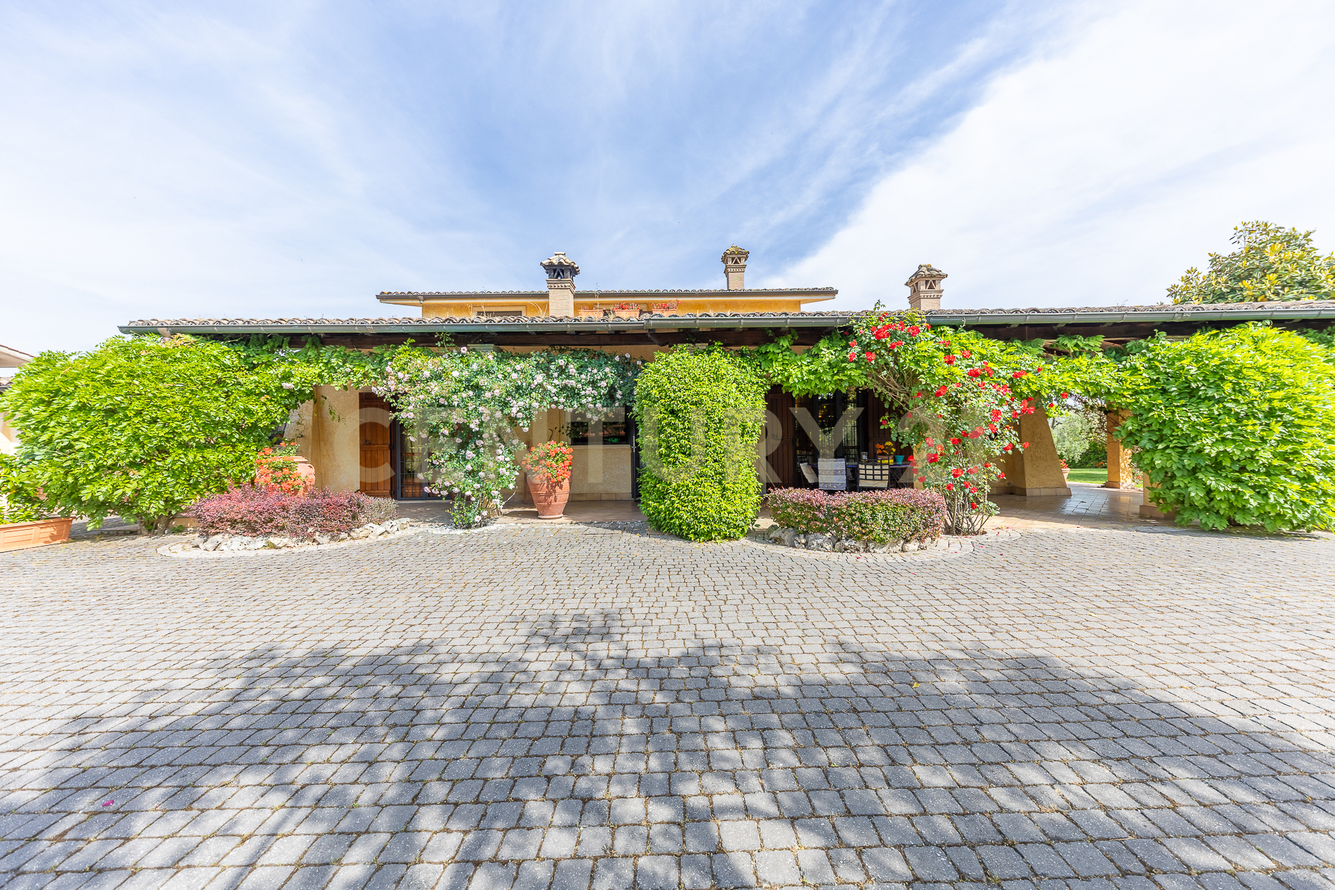 Villa con giardino in via di battiferro 43, Formello