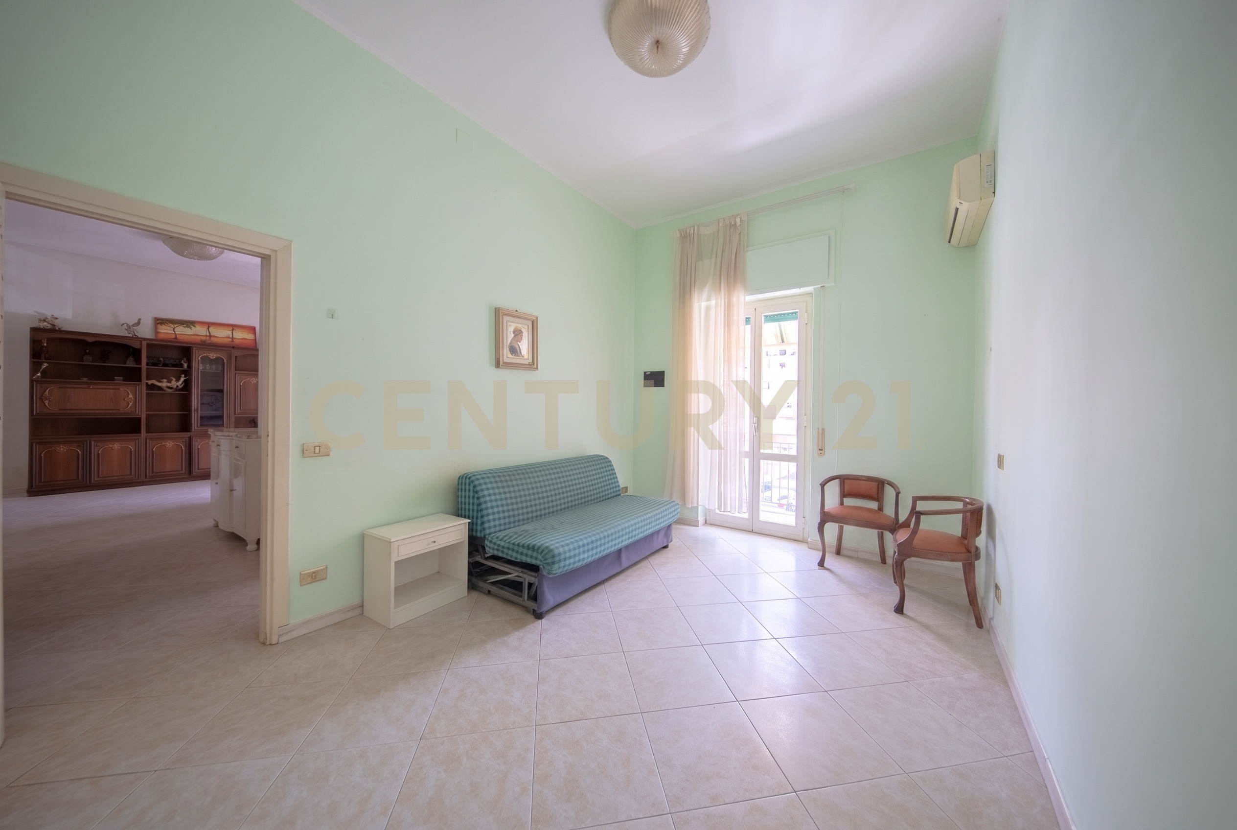 Quadrilocale da ristrutturare in via del mare 37, Ladispoli