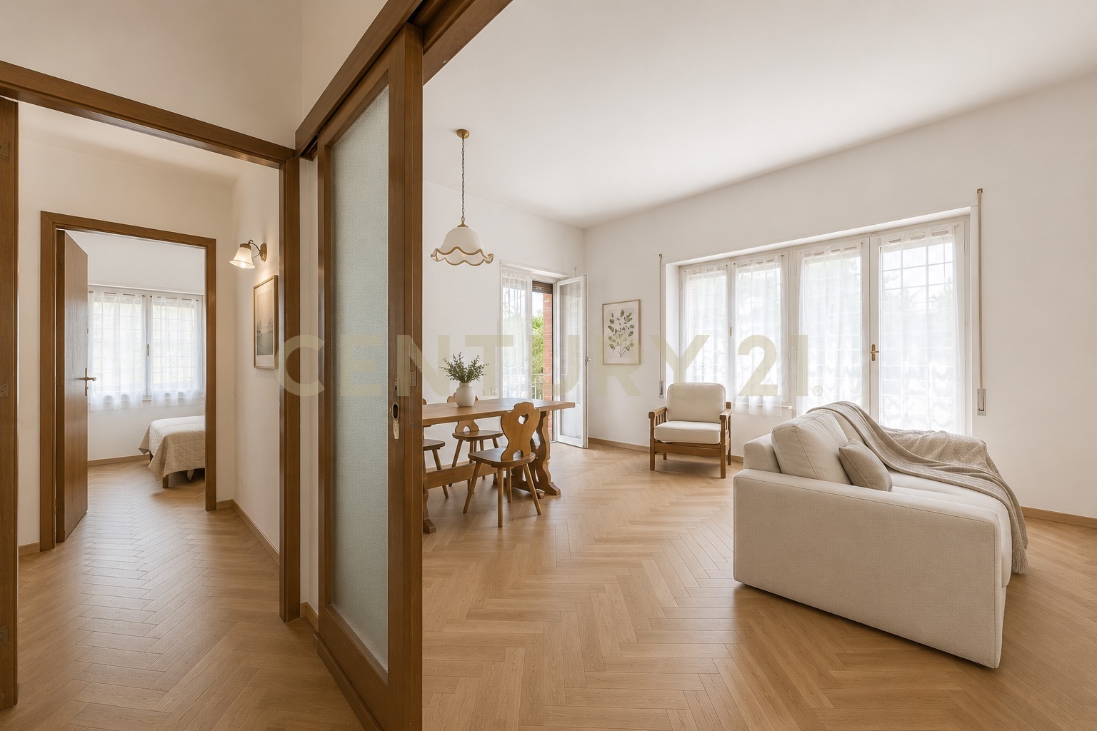 Casa indipendente con giardino in via delle begonie 38, Anzio