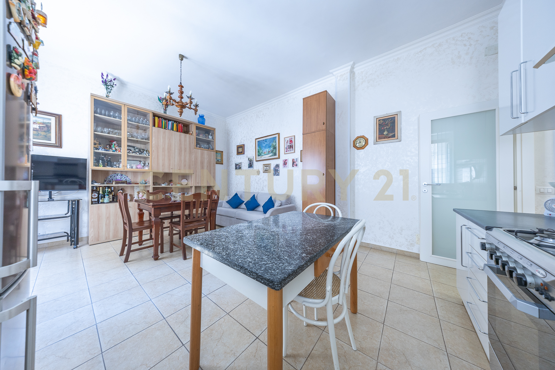 Bilocale ristrutturato in via della madonna del riposo 110, Roma