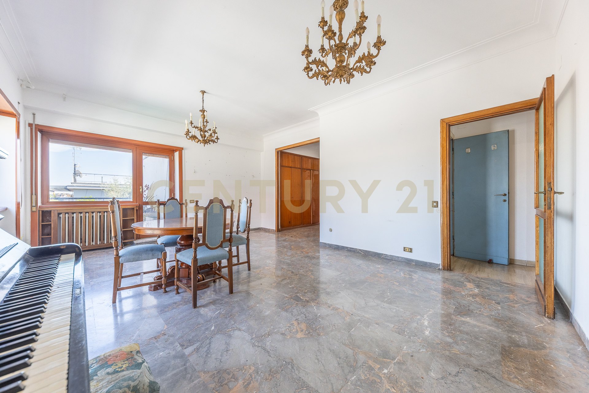 Attico con terrazzo in via costantino maes 53, Roma