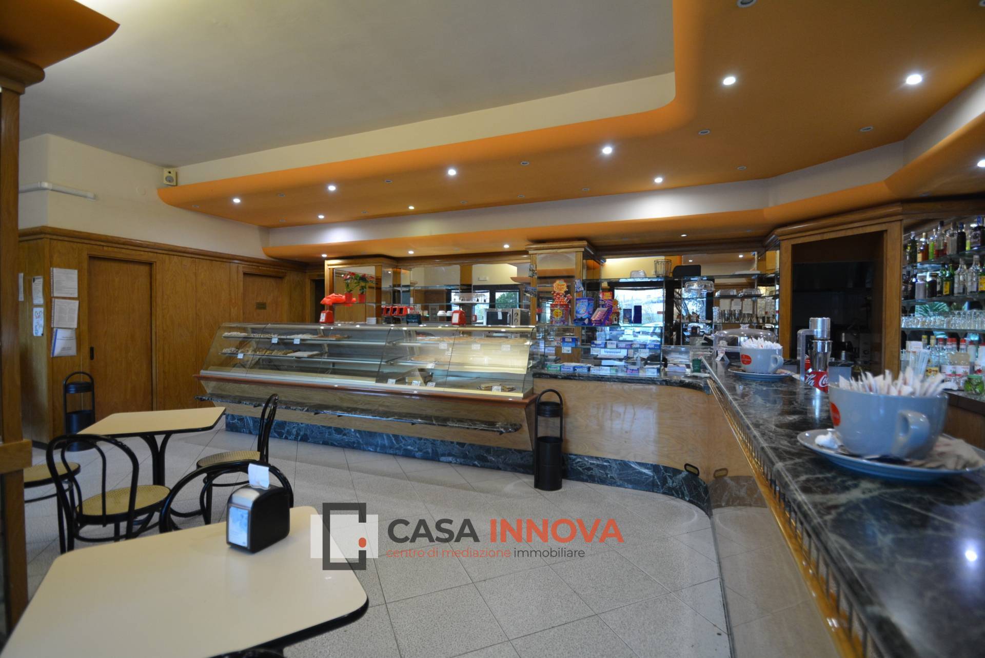 Locale Commerciale in vendita a Matera, Periferia Sud