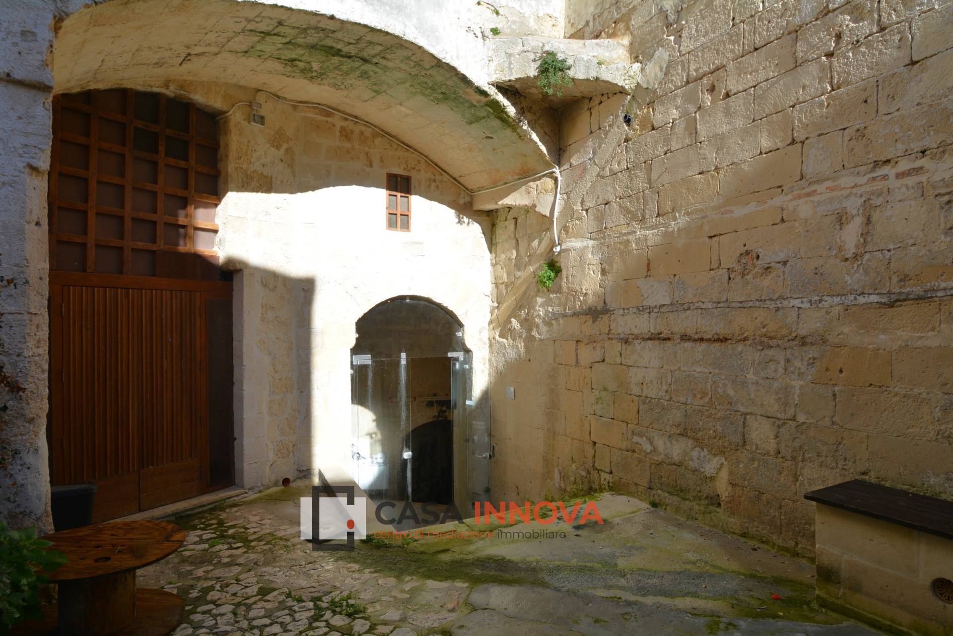 Locale Commerciale in affitto a Matera, Centro storico