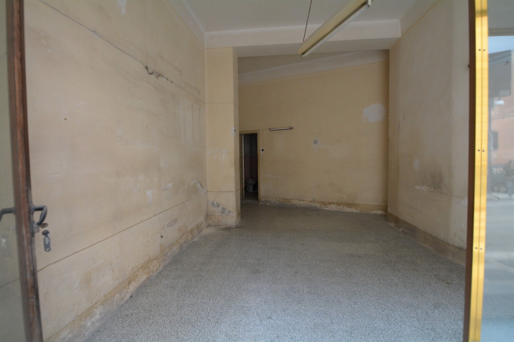 Locale Commerciale in vendita a Matera, Centro storico