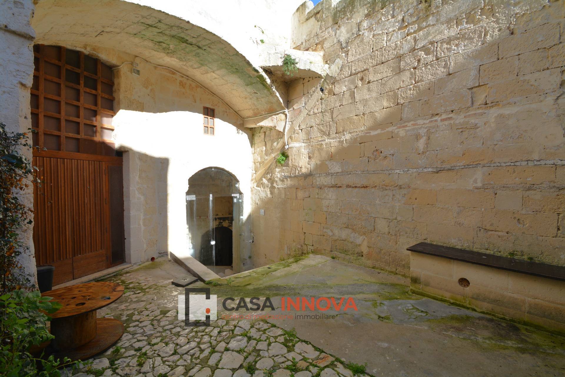 Locale Commerciale in affitto a Matera, Centro storico