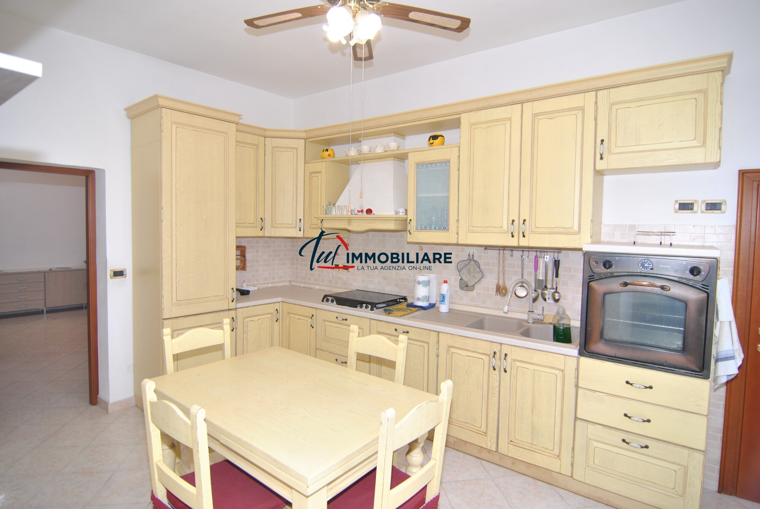 Trilocale in vendita in piazza gavi 5, Livorno