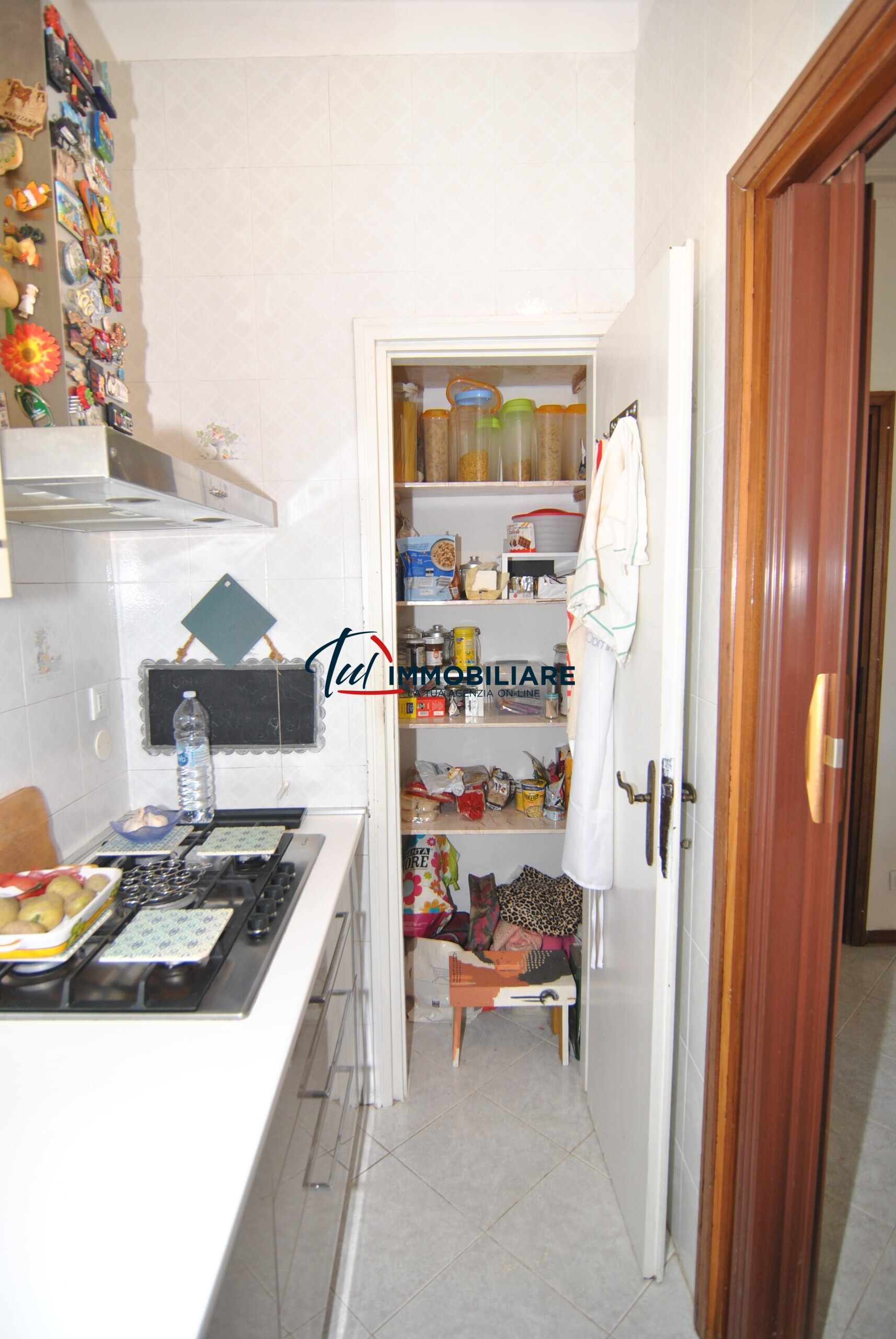 Appartamento in vendita in via degli scarronzoni 9, Livorno