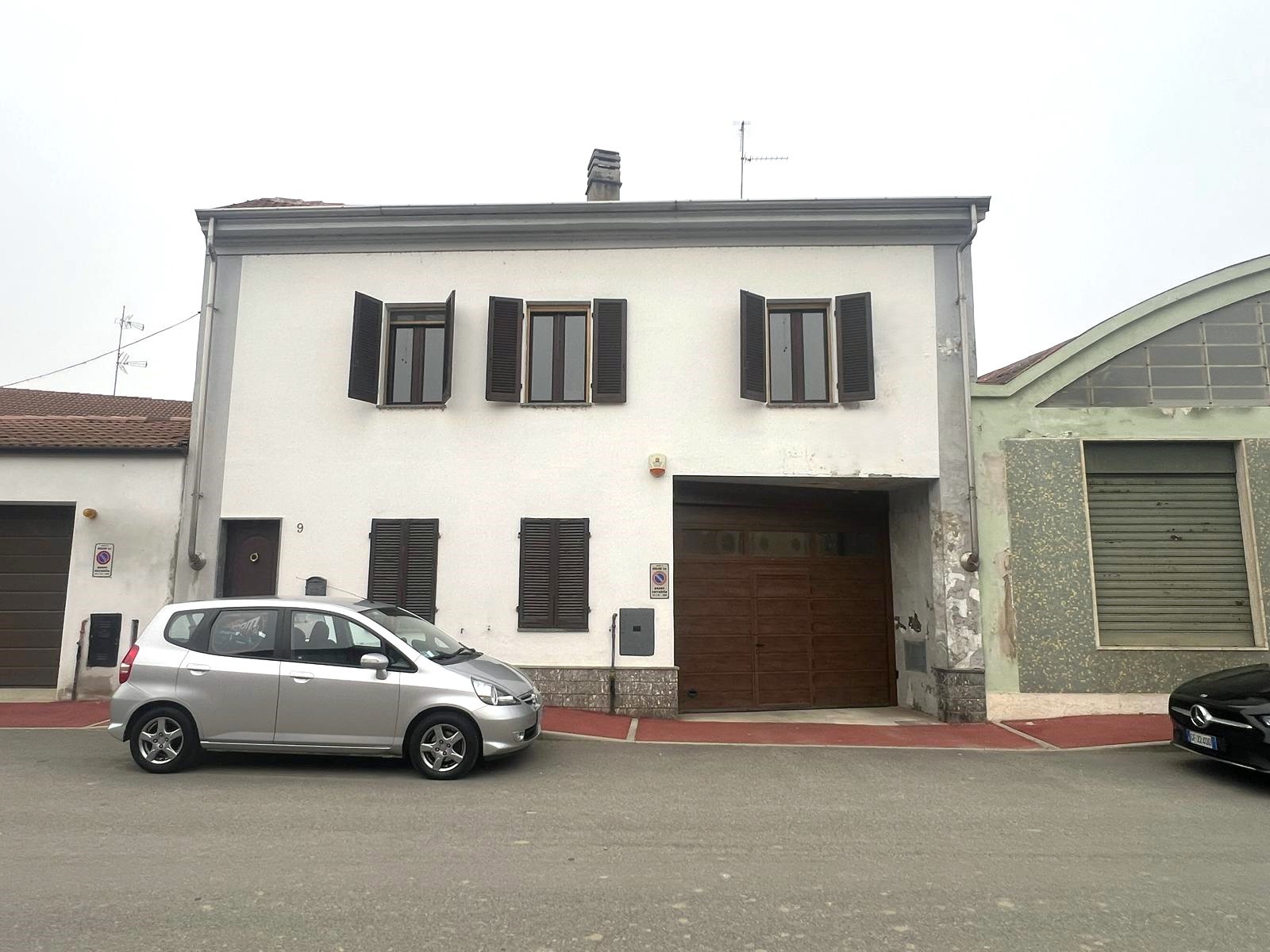 Casa indipendente con box doppio in via gerardo salis 9, Asigliano Vercellese