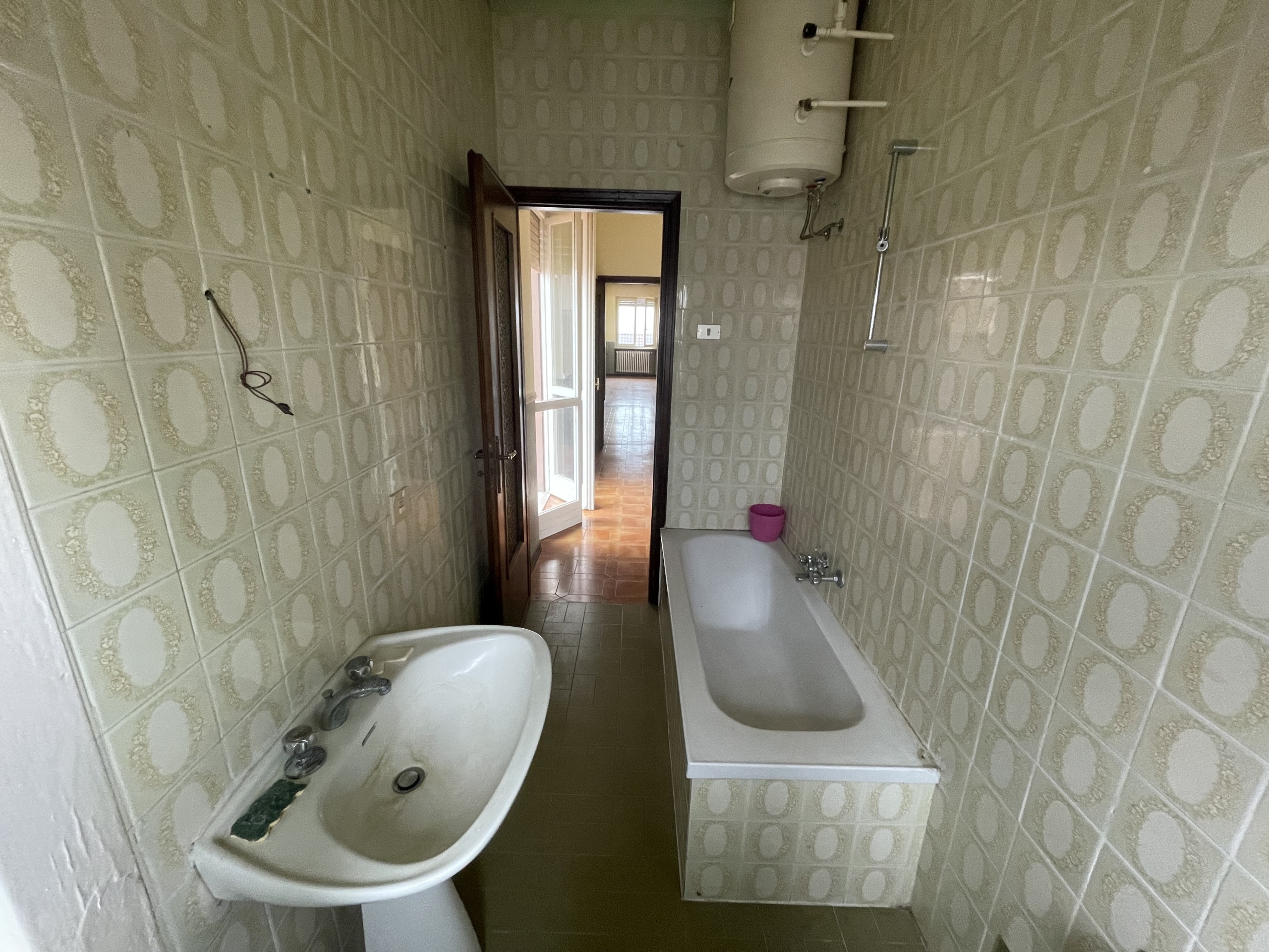 Quadrilocale da ristrutturare in via ipporidie 27, Robbio