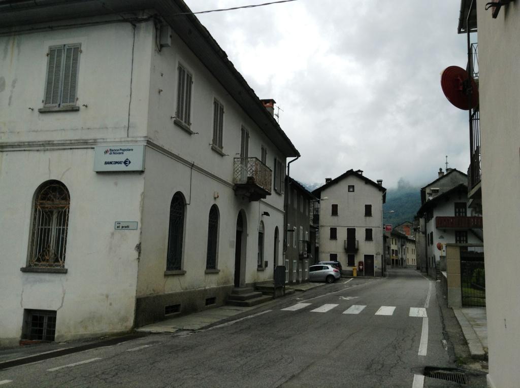 Ufficio da ristrutturare in via monte rosa 63, Scopa