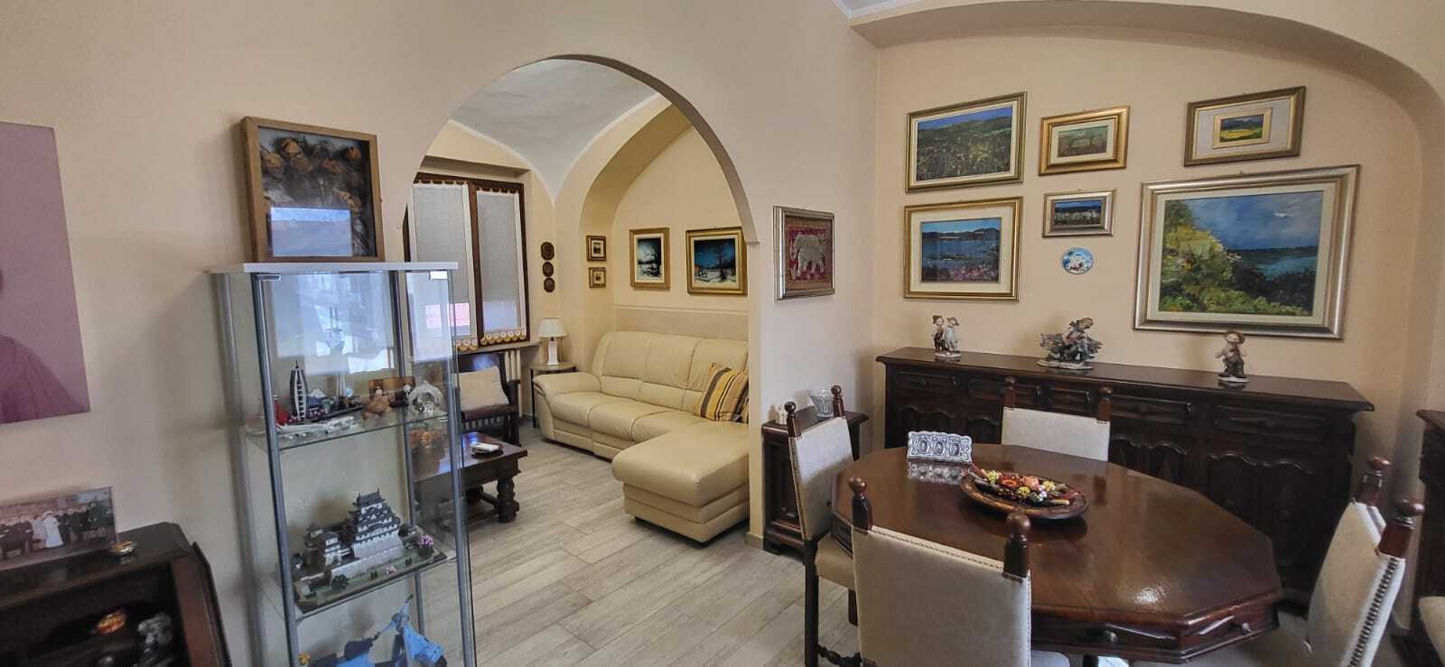 Quadrilocale in vendita in via francesco donato 7, Vercelli