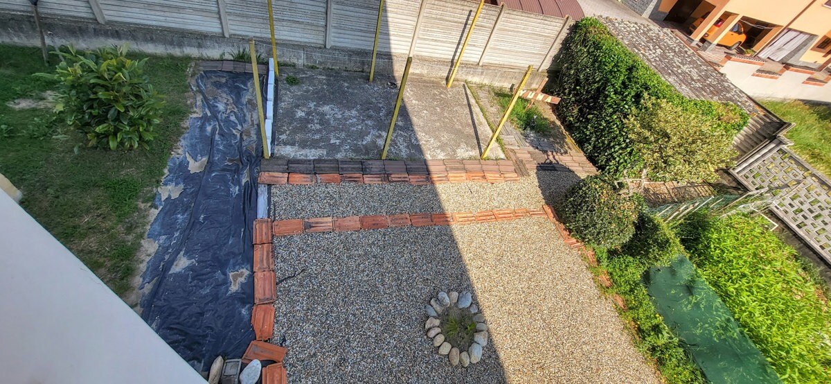 Villa con giardino in via magenta 4, Villata