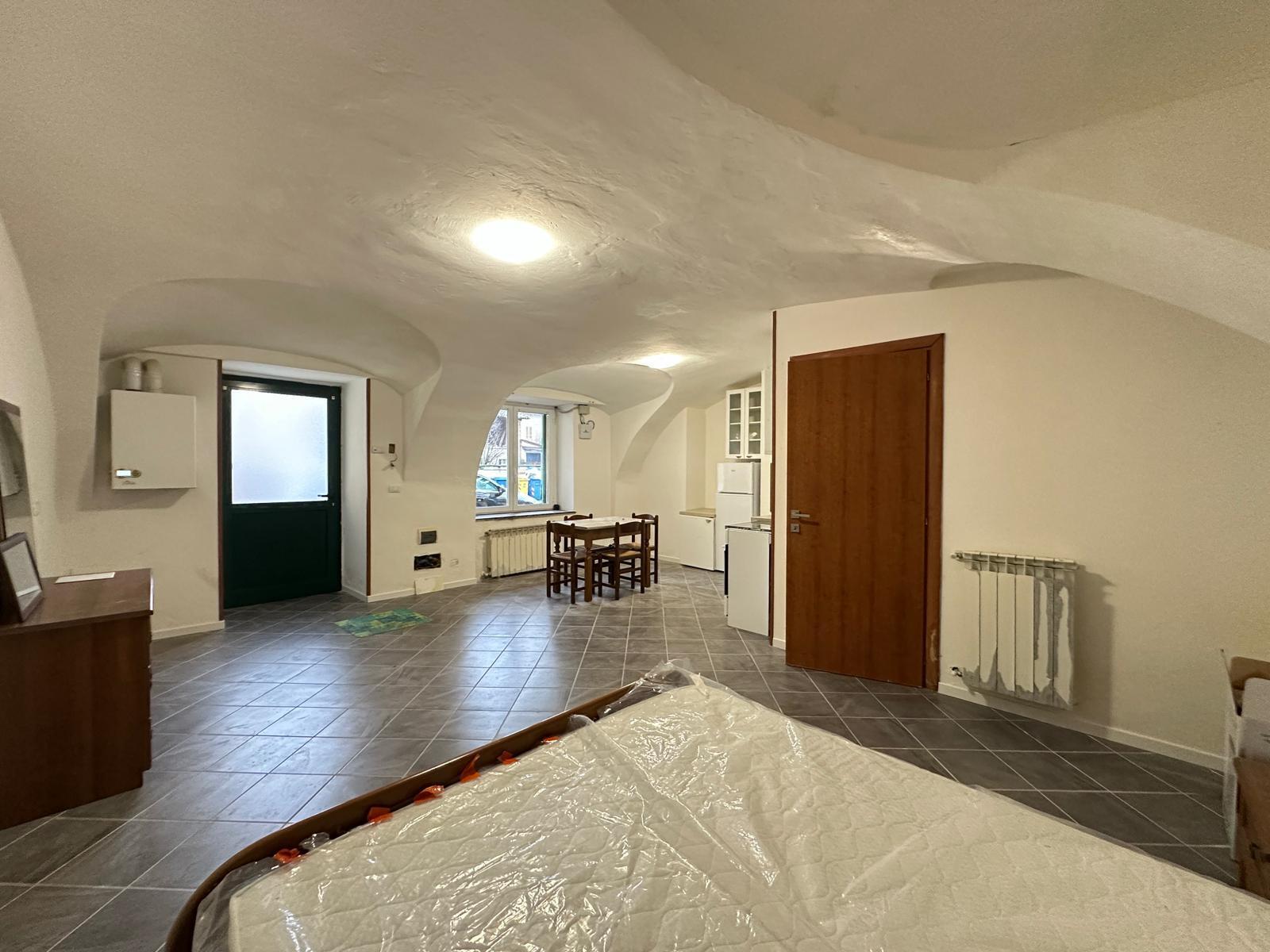 Appartamento in affitto in via avvocato pietro castino 7, Prarolo