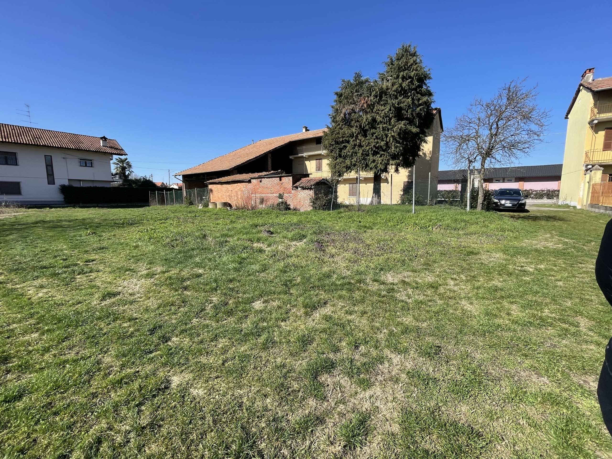 Casa indipendente da ristrutturare in via roma 4343, Fara Novarese