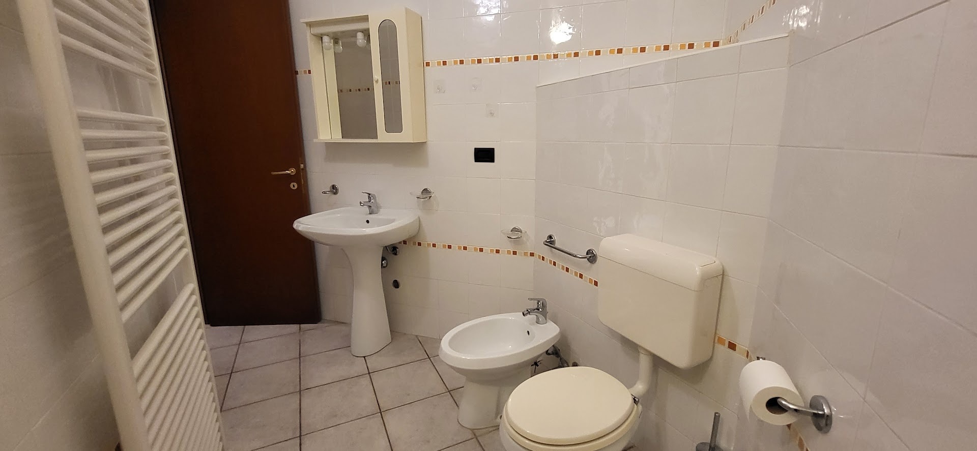 Monolocale con box in via avvocato pietro bellardone 52, Vercelli